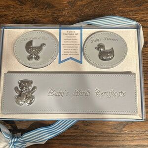 FIRST IMPRESSIONS 4 PIECE KEEPSAKE GIFT SET.